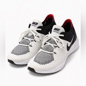 Nike Flyknit Running Shoes Size 8.5 Narrow Fit Lightweight Trainer